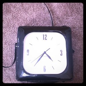 Clock handbag